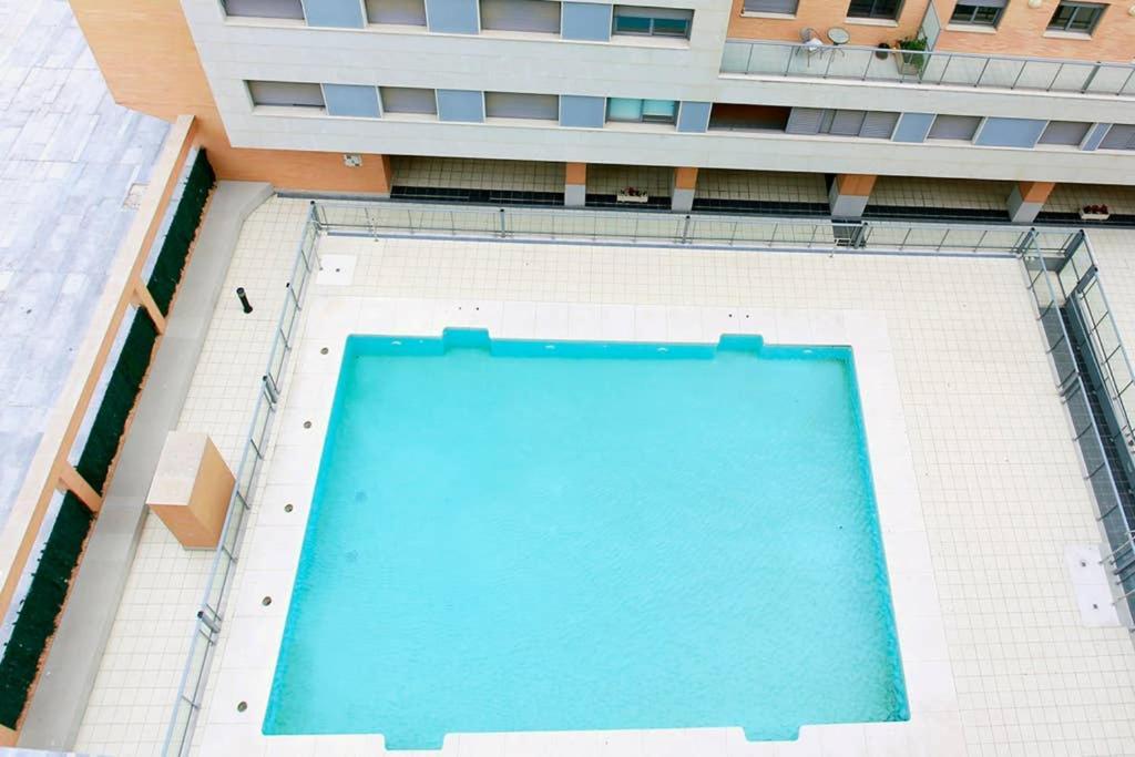Apartamento Ático con terraza y vistas, parking gratuito Málaga Exterior foto
