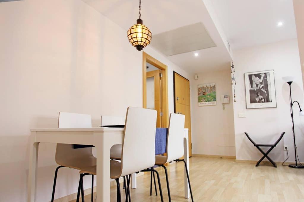 Apartamento Ático con terraza y vistas, parking gratuito Málaga Exterior foto